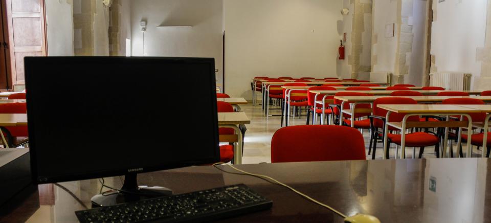 Accesso ai corsi di laurea e ai corsi di laurea magistrale a ciclo unico a numero non programmato - A.A. 2025-2026